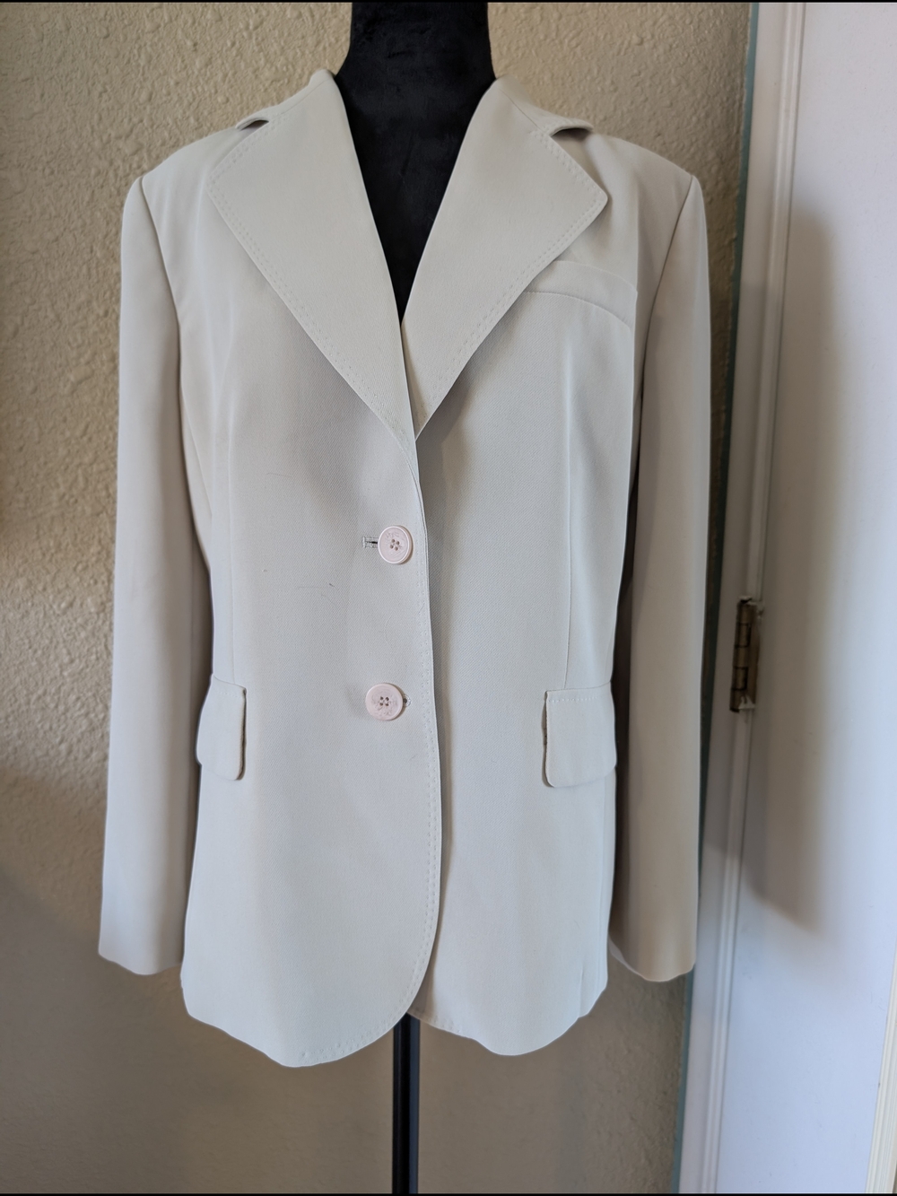 Ann Taylor LOFT Petite Single Button Blazer - Cream Ivory - Size 14P